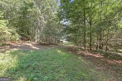 Exterior - 2952 Rock Creek Rd, Toccoa, GA 30577 photo 14 of 15