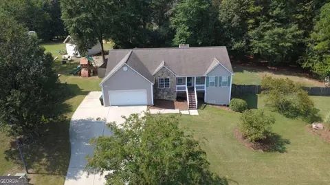 4345 Lexington Ridge Dr, Loganville, GA 30052