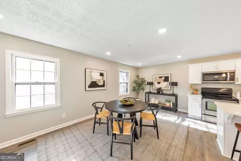 Dining - 2501 Sandy Ct, Marietta, GA 30066 photo 1 of 1