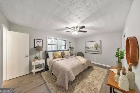 Bedroom - 2501 Sandy Ct, Marietta, GA 30066 photo 1 of 7