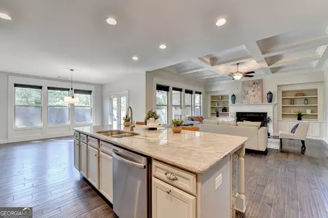 Kitchen - 4871 Belle Estates Rd, Suwanee, GA 30024 photo 10 of 11