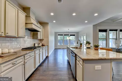 Kitchen - 4871 Belle Estates Rd, Suwanee, GA 30024 photo 9 of 11