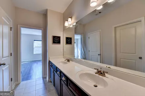 Entry Way - 4871 Belle Estates Rd, Suwanee, GA 30024 photo 5 of 5