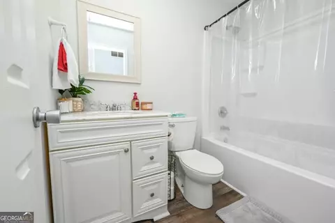Bath - 167 Caldwell Dr, Hampton, GA 30228 photo 3 of 4