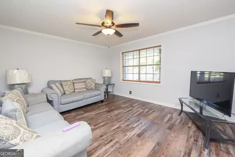 Living - 167 Caldwell Dr, Hampton, GA 30228 photo 1 of 2