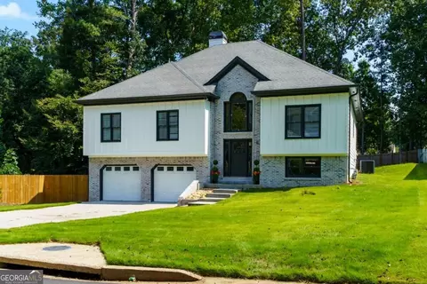 209 Tennis Court Ln NW, Kennesaw, GA 30144