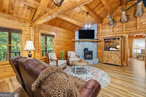 Living - 374 Ferrell Tatum Rd, Lagrange, GA 30240 photo 1 of 2