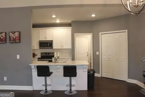 Kitchen - 2 Keystone Ln NE, Rome, GA 30161 photo 3 of 8