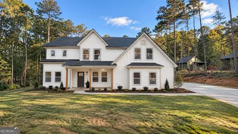 Exterior - 7967 Post Rd, Winston, GA 30187 photo 2 of 3