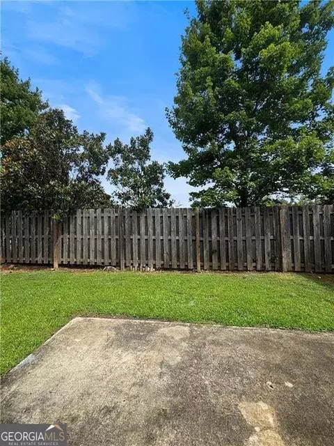 Exterior - 3140 Broadleaf Trl, Fairburn, GA 30213 photo 3 of 3