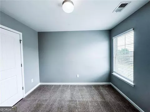 Bedroom - 3140 Broadleaf Trl, Fairburn, GA 30213 photo 6 of 7