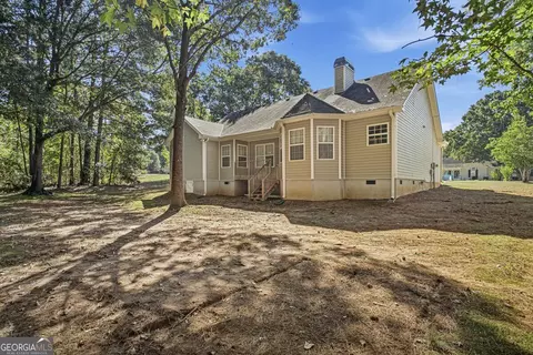 Exterior - 50 Macadamia Ct, Covington, GA 30016 photo 5 of 8