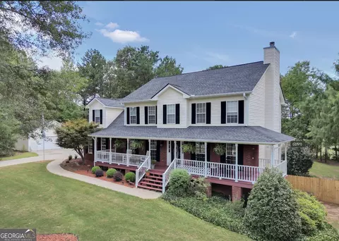 515 Hayfield Ct, Locust Grove, GA 30248
