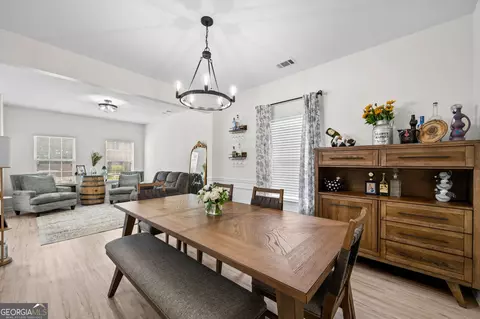 Dining - 514 Sunset St, Canton, GA 30114 photo 4 of 5