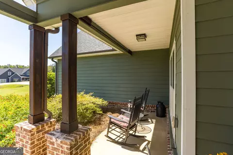 Exterior - 278 Creekside Trl, Forsyth, GA 31029 photo 2 of 10