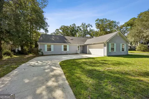 300 Bayard Ct, Saint Marys, GA 31558