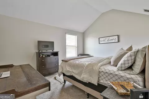 Bedroom - 7502 Bowhead Ct, Fairburn, GA 30213 photo 8 of 9