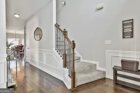 Entry Way - 7502 Bowhead Ct, Fairburn, GA 30213 photo 4 of 6