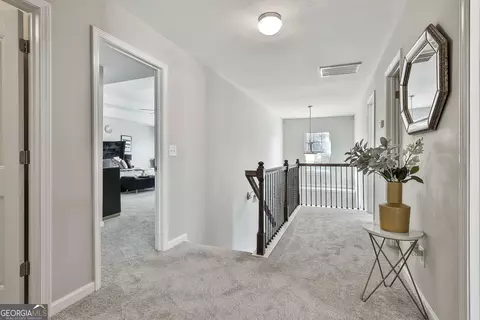 Entry Way - 7502 Bowhead Ct, Fairburn, GA 30213 photo 5 of 6