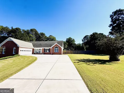3540 Parkwood Hills Ct, Snellville, GA 30078