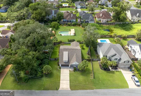 143 Harrington Ln, Saint Simons Island, GA 31522