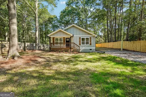 84 Bagley Rd, Newnan, GA 30265
