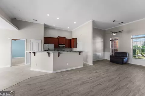 Living - 3 Bay Willow Ct, Savannah, GA 31407 photo 4 of 7