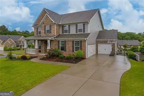 301 Cochin Dr, Woodstock, GA 30188