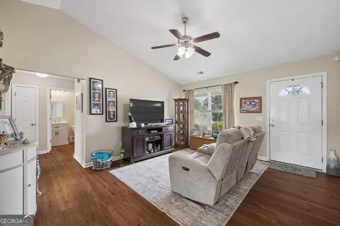 Entry Way - Undisclosed, Springfield, GA 31329 photo 2 of 3