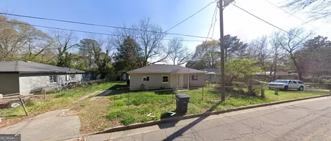 66 Hardy St, Hartwell, GA 30643