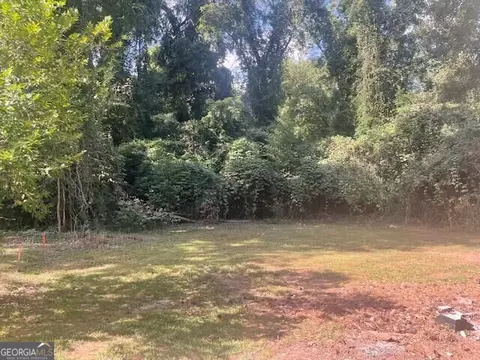 Exterior - 804 E 6th St, West Point, GA 31833 photo 6 of 9