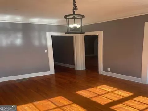 Living - 804 E 6th St, West Point, GA 31833 photo 7 of 10