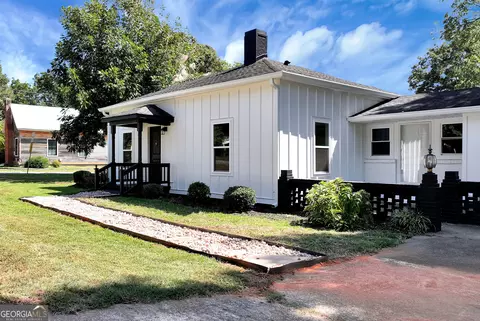 Exterior - 276 Highway 72 E, Comer, GA 30629 photo 8 of 18