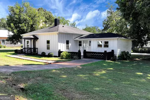 Exterior - 276 Highway 72 E, Comer, GA 30629 photo 6 of 18