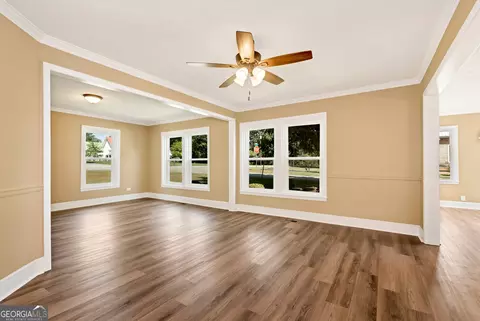 Living - 276 Highway 72 E, Comer, GA 30629 photo 4 of 4