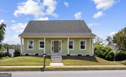 112 Lagrange St, Newnan, GA 30263