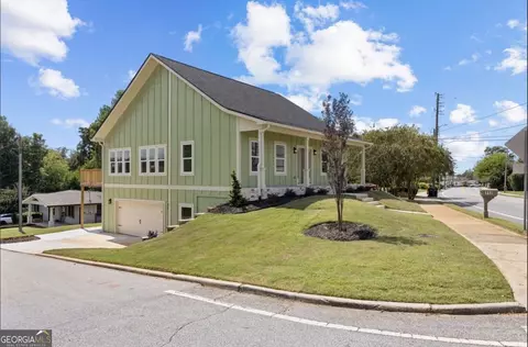 Exterior - 112 Lagrange St, Newnan, GA 30263 photo 6 of 11