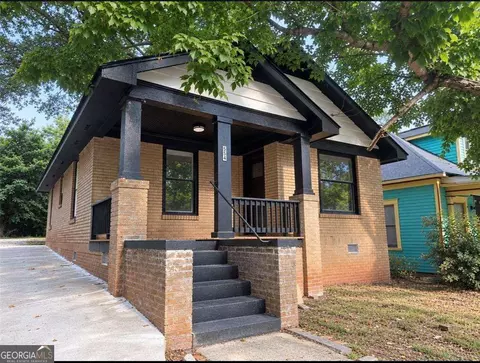 554 Lawton St SW, Atlanta, GA 30310