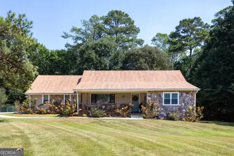 110 Allenwood Rd, Fayetteville, GA 30214