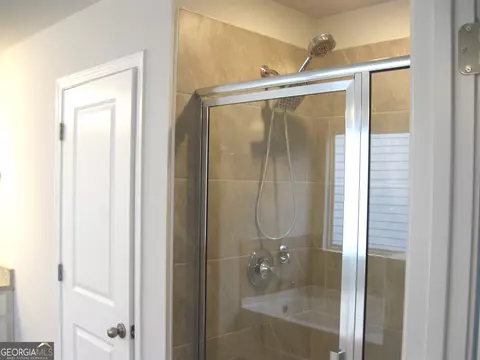 Bath - 11854 Rizvan Pl, Covington, GA 30014 photo 3 of 4