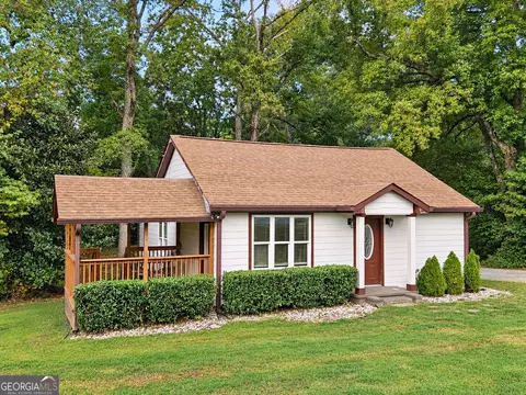 Exterior - 104-108 W May St, Winder, GA 30680 photo 3 of 6