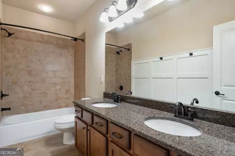 Bath - Undisclosed, Suwanee, GA 30024 photo 5 of 6