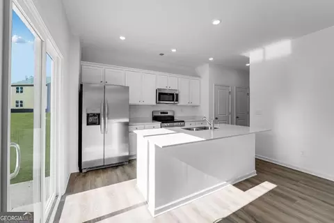 Kitchen - 25 Gulfstream Dr, Lagrange, GA 30241 photo 1 of 1