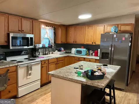 Kitchen - 27 Cord, Eufaula, AL 36027 photo 1 of 2