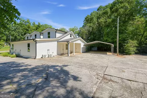 Exterior - 134 E 5th St, Monroe, GA 30655 photo 3 of 7