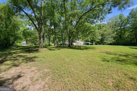 Exterior - 134 E 5th St, Monroe, GA 30655 photo 6 of 7