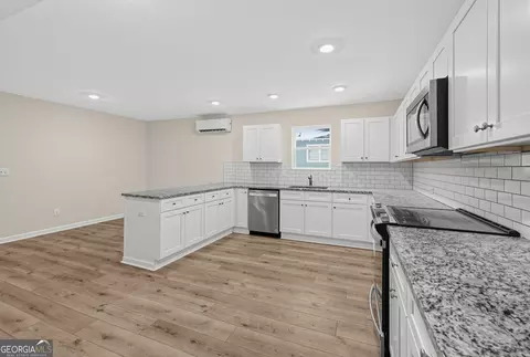 Other - 134 E 5th St, Monroe, GA 30655 photo 8 of 14