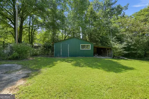 Exterior - 134 E 5th St, Monroe, GA 30655 photo 5 of 7