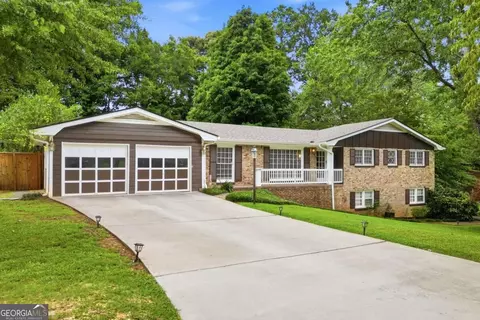 120 Deerwood Cir SE, Smyrna, GA 30082