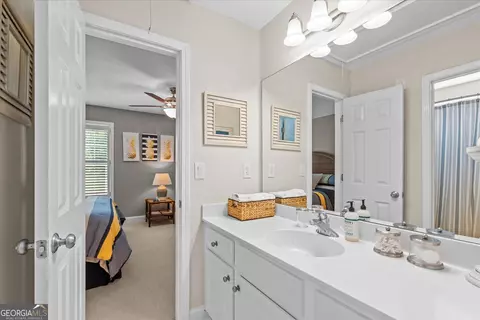 Bath - 410 Wynfield Dr, Tyrone, GA 30290 photo 5 of 8